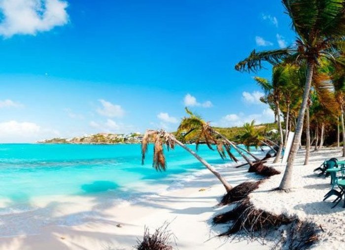 Tropical romantic vacation spots